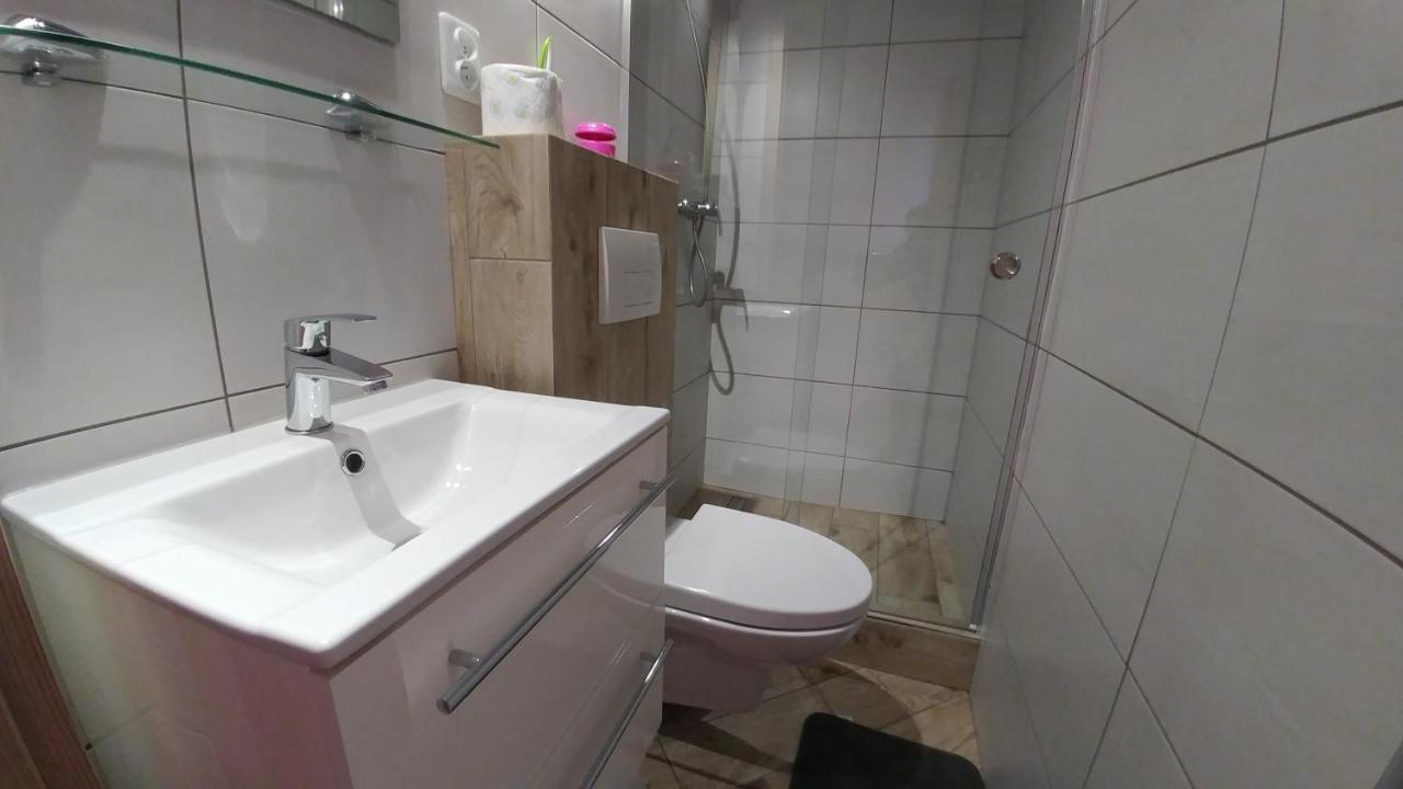 U Blizniakow Pokoje Goscinne Gąski Exteriör bild