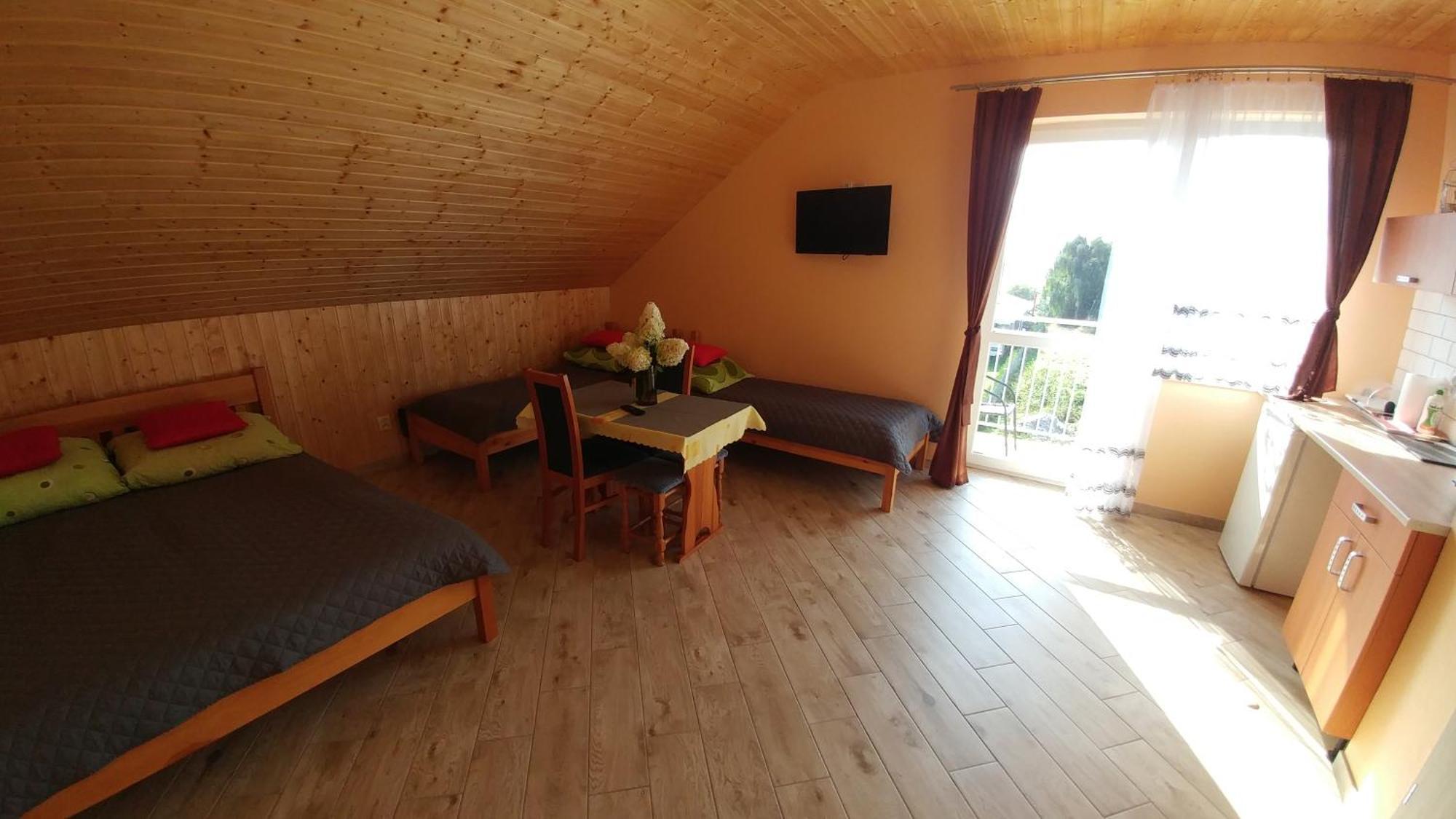 U Blizniakow Pokoje Goscinne Gąski Exteriör bild